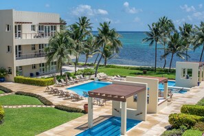 View from room - The Phoenix Resort (San Pedro)