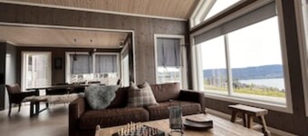 30 min from Gardermoen- Cabin with amazing view!