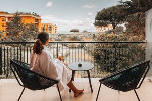 Unclassified image, 5 of 42, button - Sama Apartments – Elegance, Comfort and Sea View in the Heart of Sorrento (Sorrento)