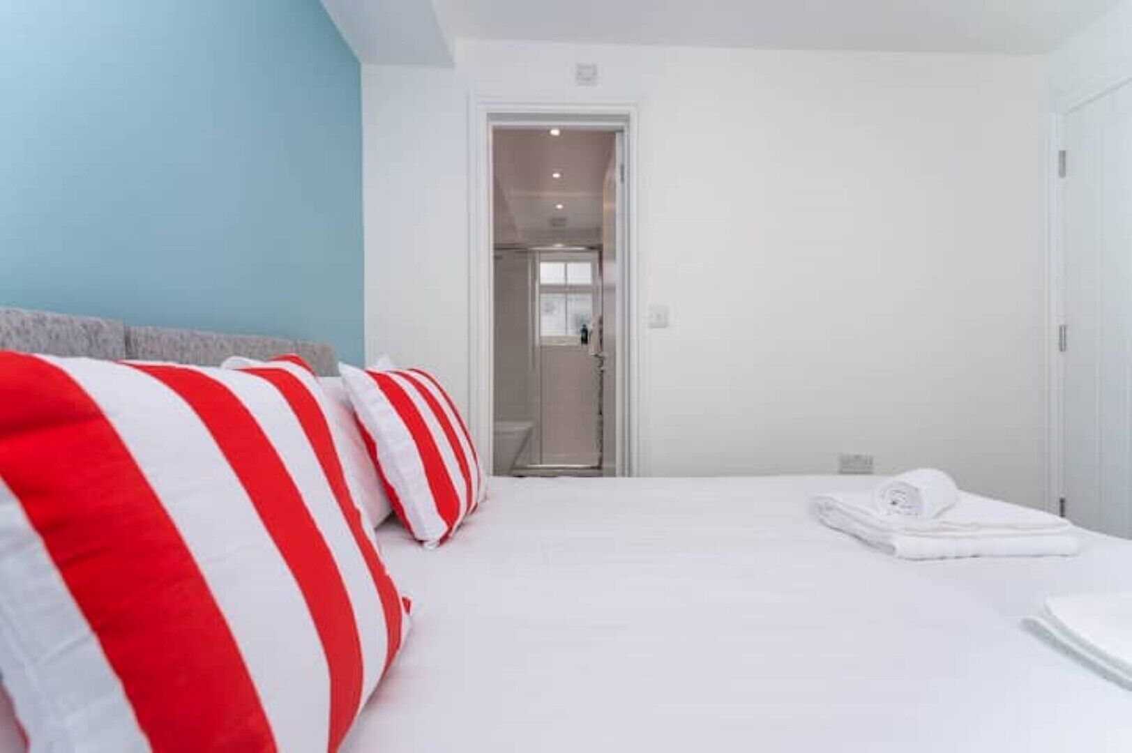 3 Schlafzimmer, Bügeleisen/Bügelbrett, WLAN, Bettwäsche