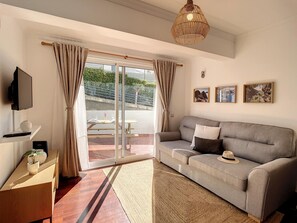 公寓 | 1 間臥室、書桌