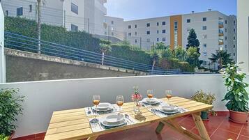 Apartment | 1 bedroom, desk