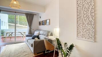 Apartment | 1 bedroom, desk