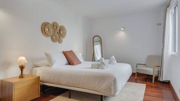 Apartment | 1 bedroom, desk