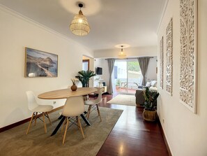 公寓 | 1 間臥室、書桌