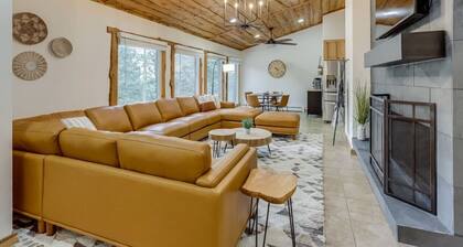 Mountain Mansion | Hot Tub | Sauna