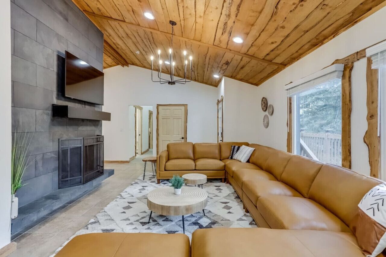 Télévision, cheminée