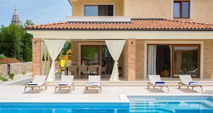 Villa Vita Maris with heated pool (Kvarner - Poljica)