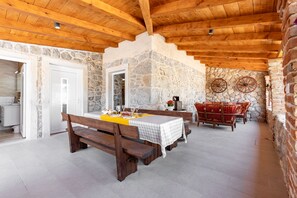 Outdoor dining - Villa Depicolo (Kvarner - Vrh) (Vrh)