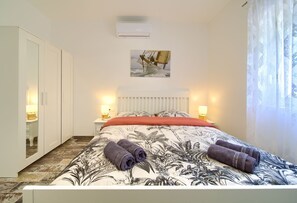 4 室のベッドルーム、インターネット