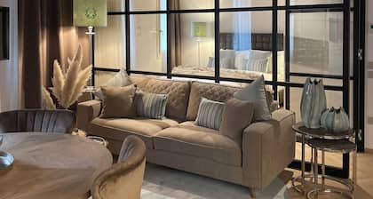 Elegance Room