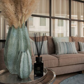 Living area - Elegance Room (Bassano del Grappa)
