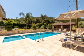 Outdoor pool - Neaira Villas - Villa no1 with private pool (Platanias)