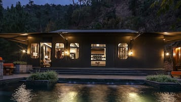 Luxe villa, 1 slaapkamer | 1 slaapkamer, een kluis op de kamer, gratis wifi