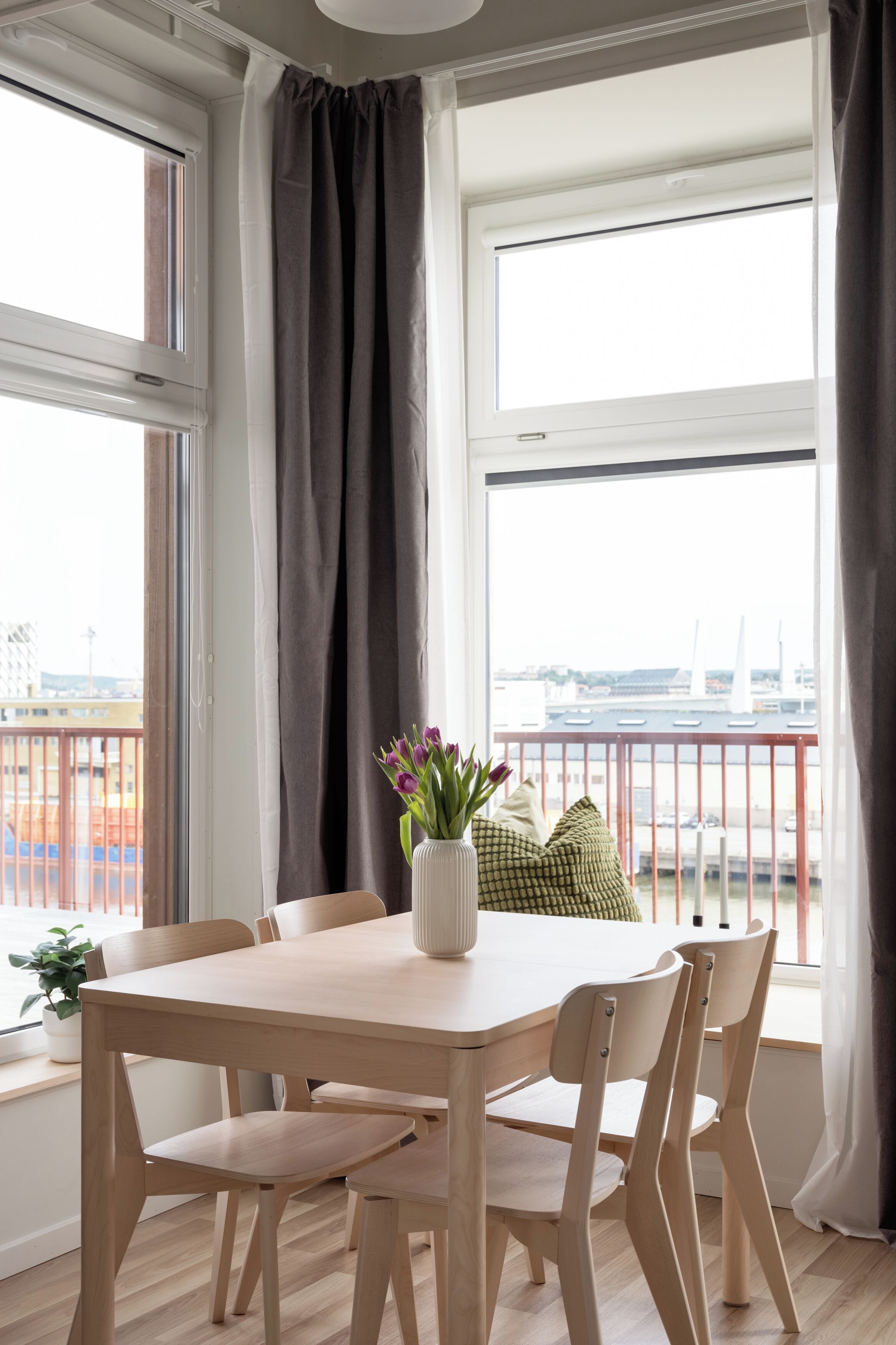 Rooftop med havsutsikt | Eget kök | Kylskåp, mikrovågsugn, ugn och spishäll