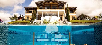 Mansión en Guatapé - Colombia