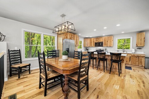 Family-Friendly 3BR Home w/ Bunk Room & Yard