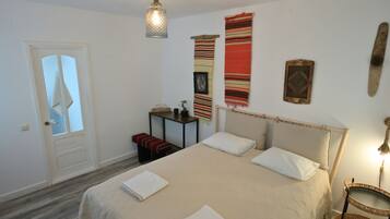 Deluxe Double Room | Individually decorated, free WiFi