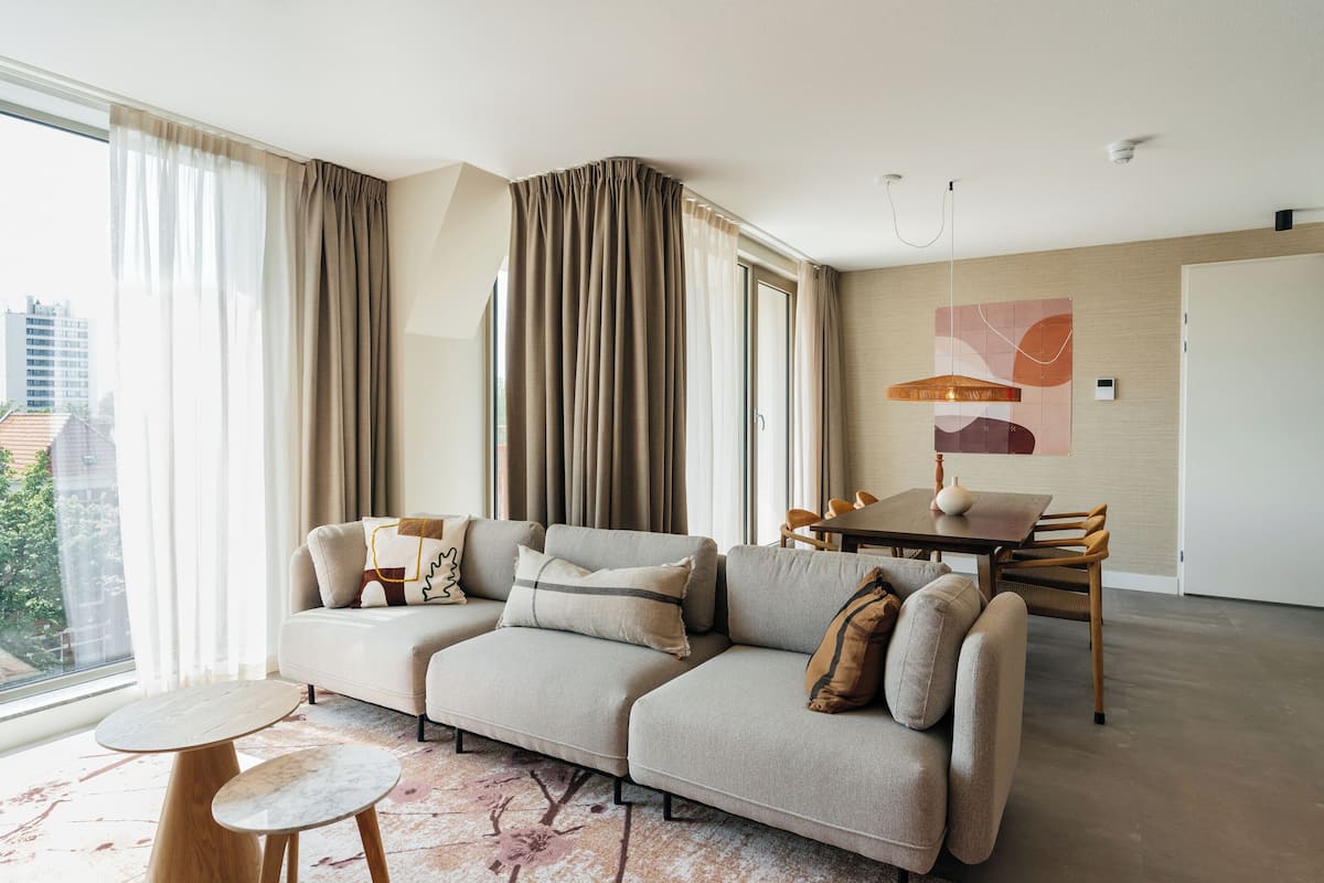 Appartement, balkon, uitzicht op stad | Woonruimte