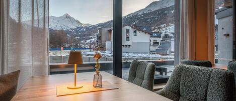 Free daily local cuisine breakfast