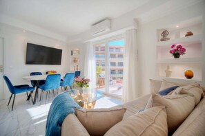 Smart TV, offices