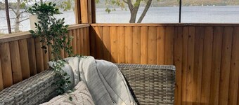 A Peaceful Waterfront Escape | La Perle du Lac