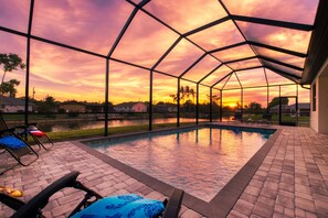 Beheizter Pool