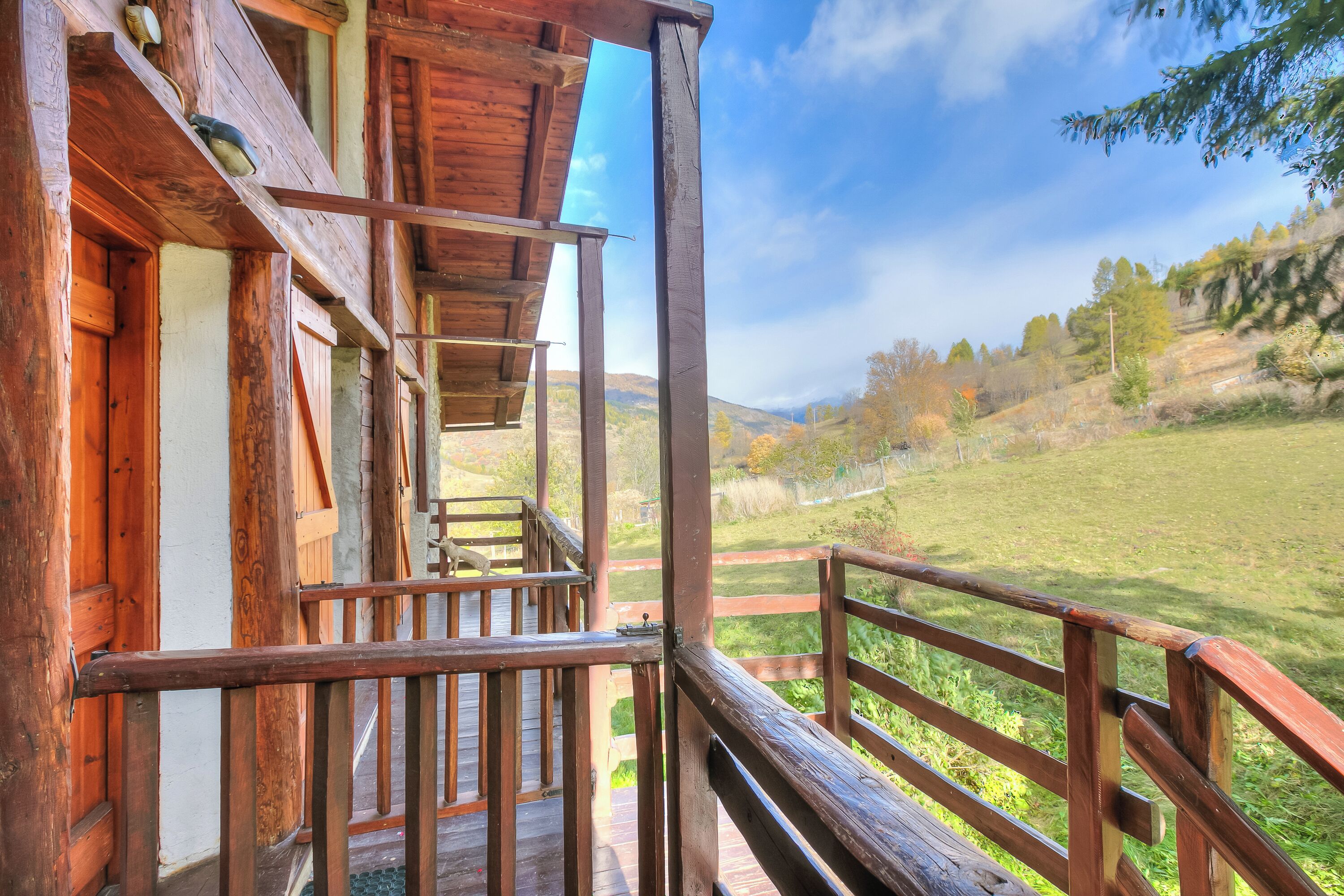 สแตนดาร์ดอพาร์ทเมนท์, หลายห้องนอน, ติดภูเขา (Romito Lodge Apartment Mountain) | ระเบียง