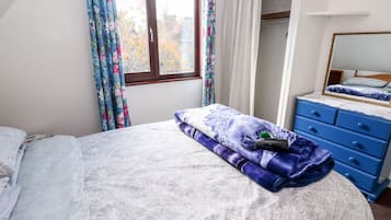 3 bedrooms, individually decorated, individually furnished
