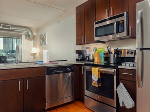 Apartment, 2 Bedrooms | Private kitchen | Oven, coffee/tea maker - Cozy Fully Furnished 2 Bedroom Apartment Apts by RedAwning (Philadelphia)