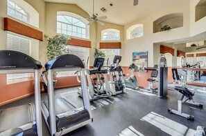 Condo, 2 habitaciones | Sala de fitness
