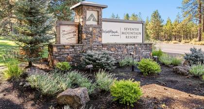 Seventh Mountain 1123 3 Bedroom Condo by RedAwning