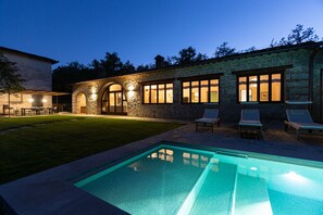 Piscine extérieure