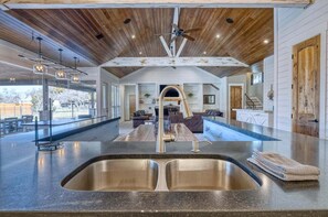 Interior - Whiskey Rio @ Frio Premier Rental Homes (Concan)