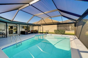 Interior - Screened Lanai w/ TV: Waterfront Cape Coral Home! (Cape Coral)