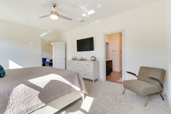 House (4 Bedrooms) | Interior