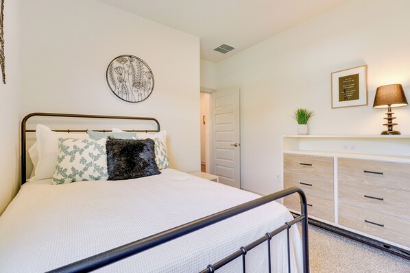 House (4 Bedrooms) | Interior - 10 Mi to Dtwn: Bright Austin Gem w/ Pool Access (Austin)