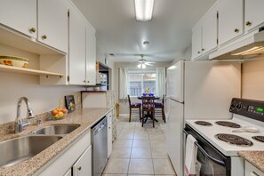 Microwave, oven, stovetop, dishwasher - Pet-friendly San Jose Vacation Rental w/ Patio! (San Jose)