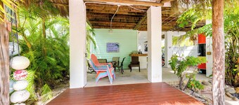 Waterfront Key West Oasis w/ Float Dock!