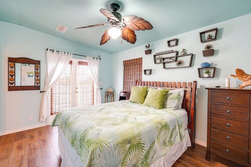 Waterfront Key West Oasis w/ Float Dock!