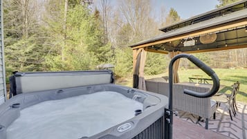 House (3 Bedrooms) | Front of property