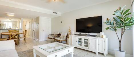 Apartment (2 Bedrooms) | Front of property