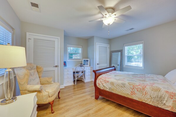 House (3 Bedrooms) | Interior