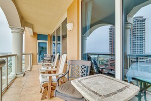 Apartment (2 Bedrooms) | Interior - Pensacola Beach Retreat w/ Direct Beach Access! (Pensacola Beach)