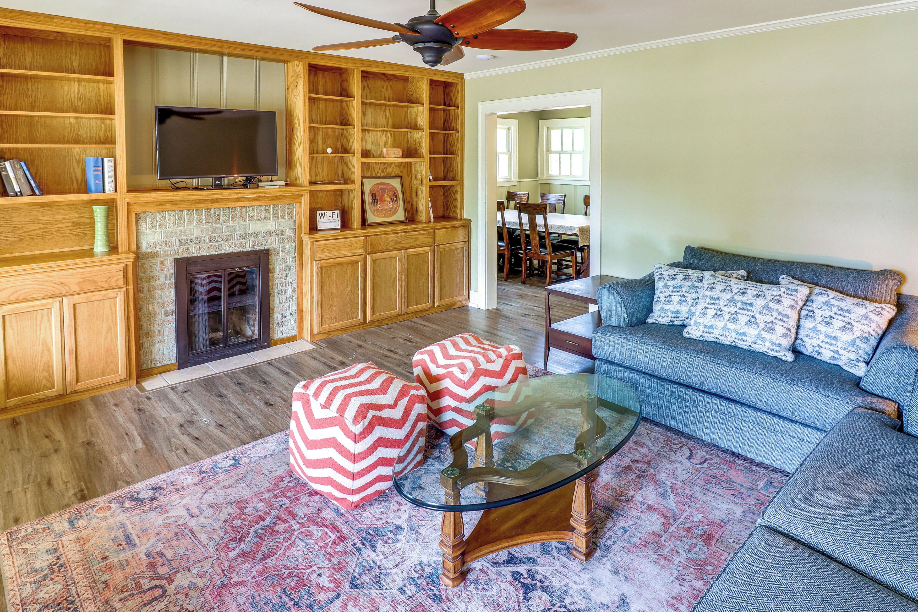 House (2 Bedrooms) | Interior