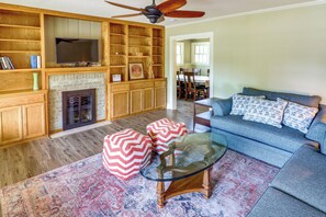 House (2 Bedrooms) | Interior