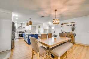 House (3 Bedrooms) | Interior - Lakefront Inverness Getaway w/ Kayaks & Bikes! (Inverness)