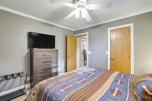 House (3 Bedrooms) | Interior - Private Boat Dock: Family-friendly Grove Getaway (Grove)