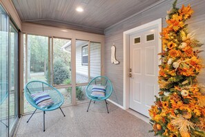 House (3 Bedrooms) | Interior - Private Boat Dock: Family-friendly Grove Getaway (Grove)