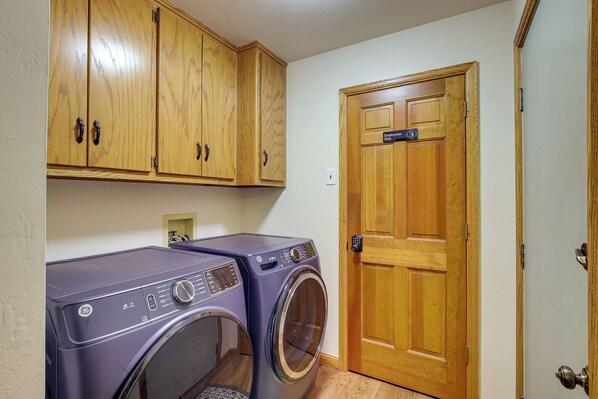 House (4 Bedrooms) | Interior - Family-friendly Home in Sturgeon Bay w/ Backyard (Sturgeon Bay)